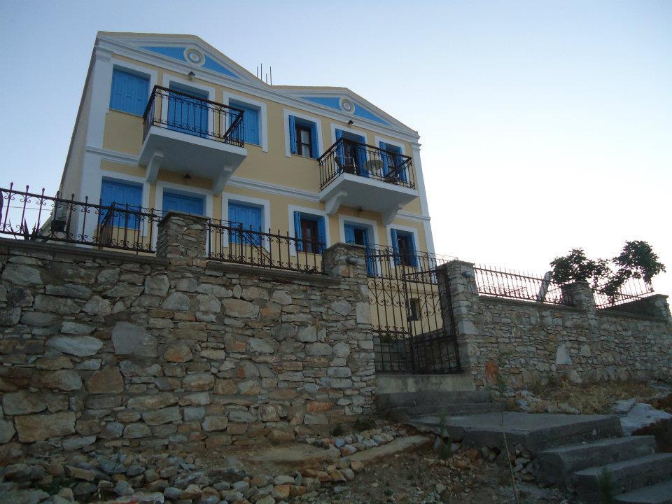 Symi Sun Apartments Extérieur photo